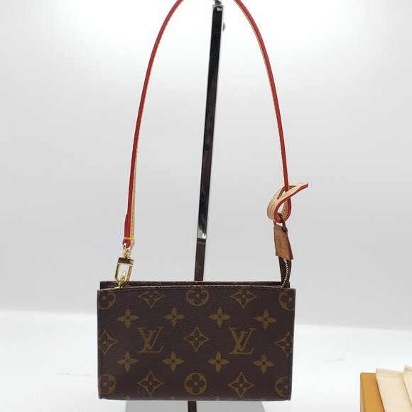Authentic Louis Vuitton Monogram Bucket PM Shoulder Bag LC136-030926 - Picture 3 of 16